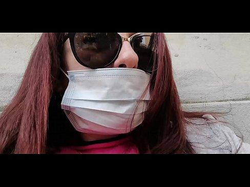 ❤️ ニコレッタは隣人に復讐し、彼のガレージでおしっこをする（特別Covid19イタリア検疫所） ❤️  セックス ❌️❤