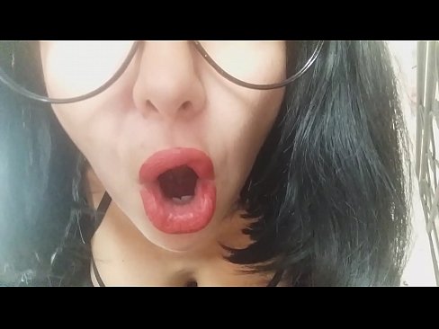 ❤️ ハニー、義理の母が今日は学校に行かせてくれないの...。って、そんなことあるわけないだろ...。 ❤️ セックス ❌️❤